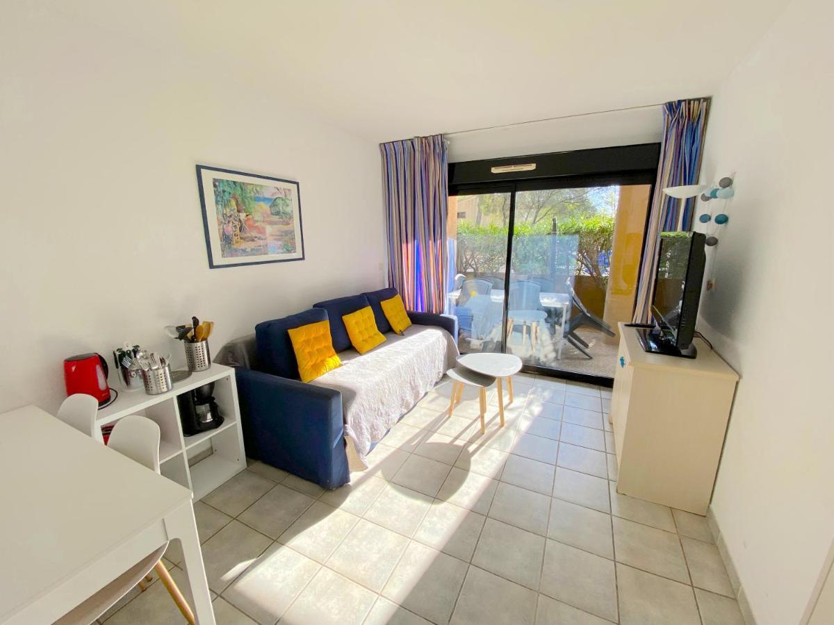 Appartement Avec Piscine A 5Min De La Plage Sanary-sur-Mer Buitenkant foto