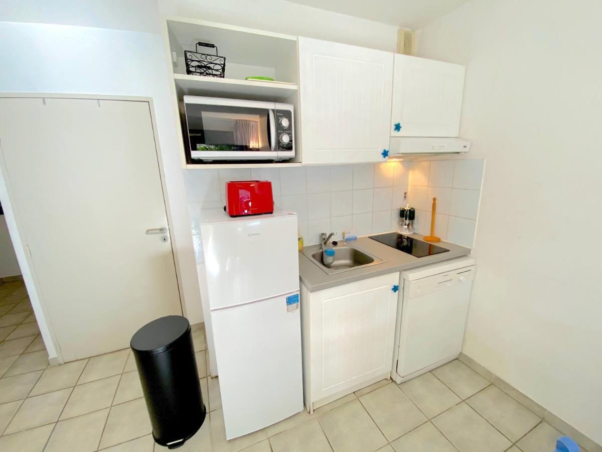 Appartement Avec Piscine A 5Min De La Plage Sanary-sur-Mer Buitenkant foto